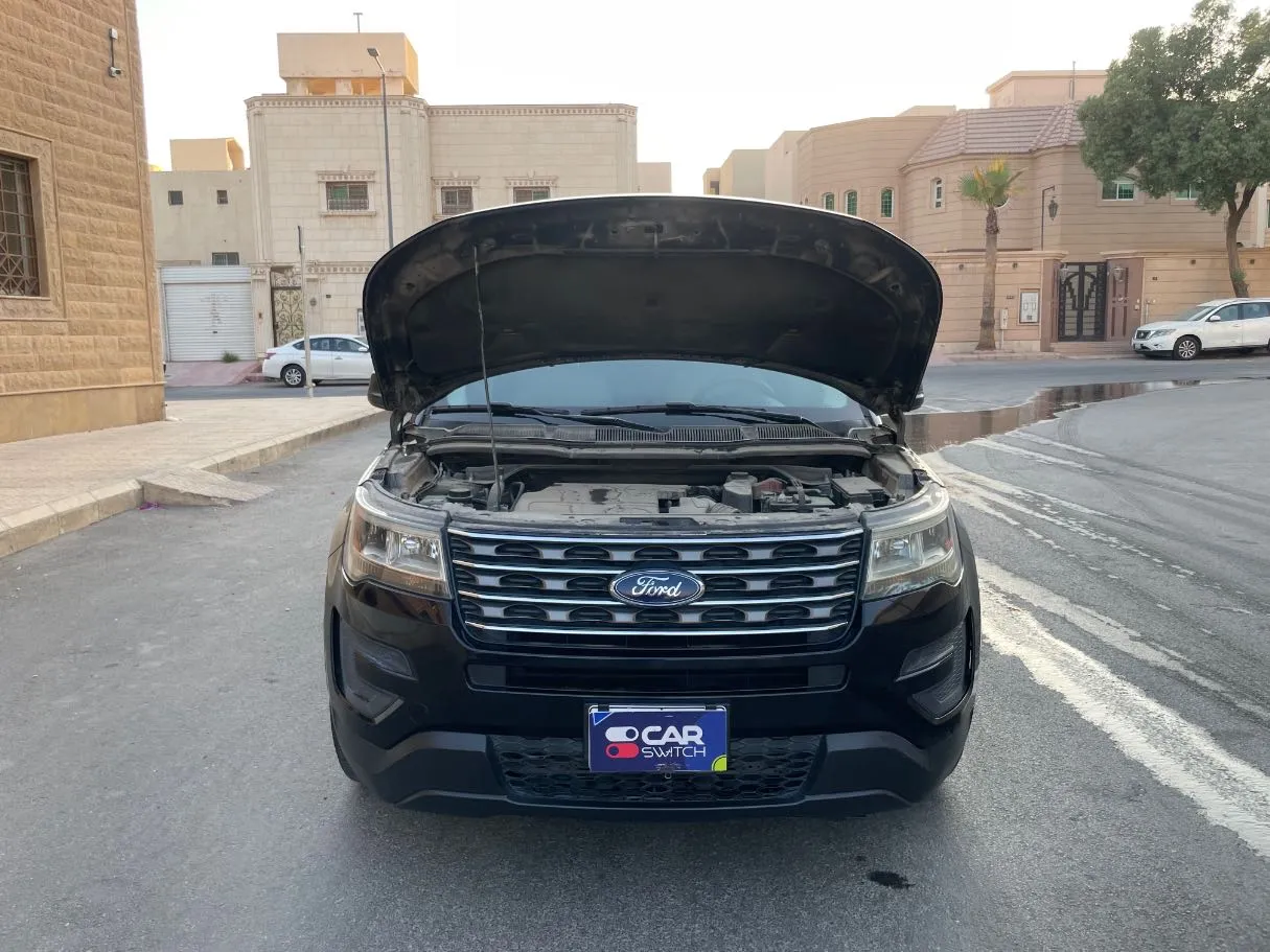 Car image 23