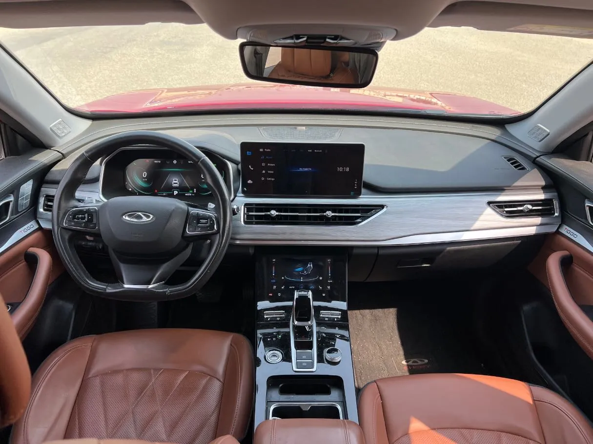 Car image 15