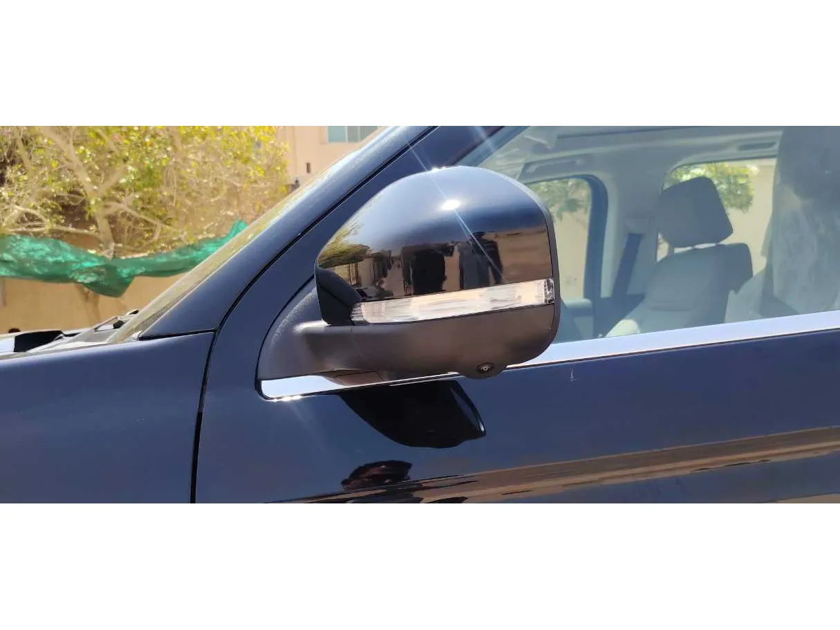 Car image 29