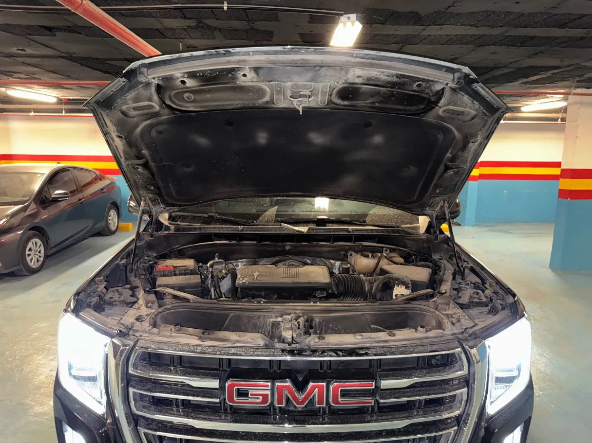 Car image 30