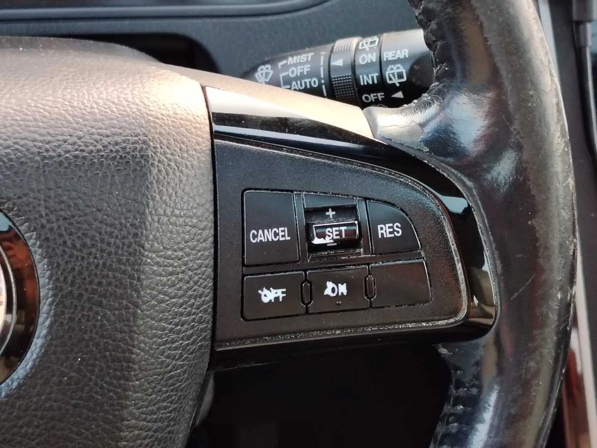 Car image 27
