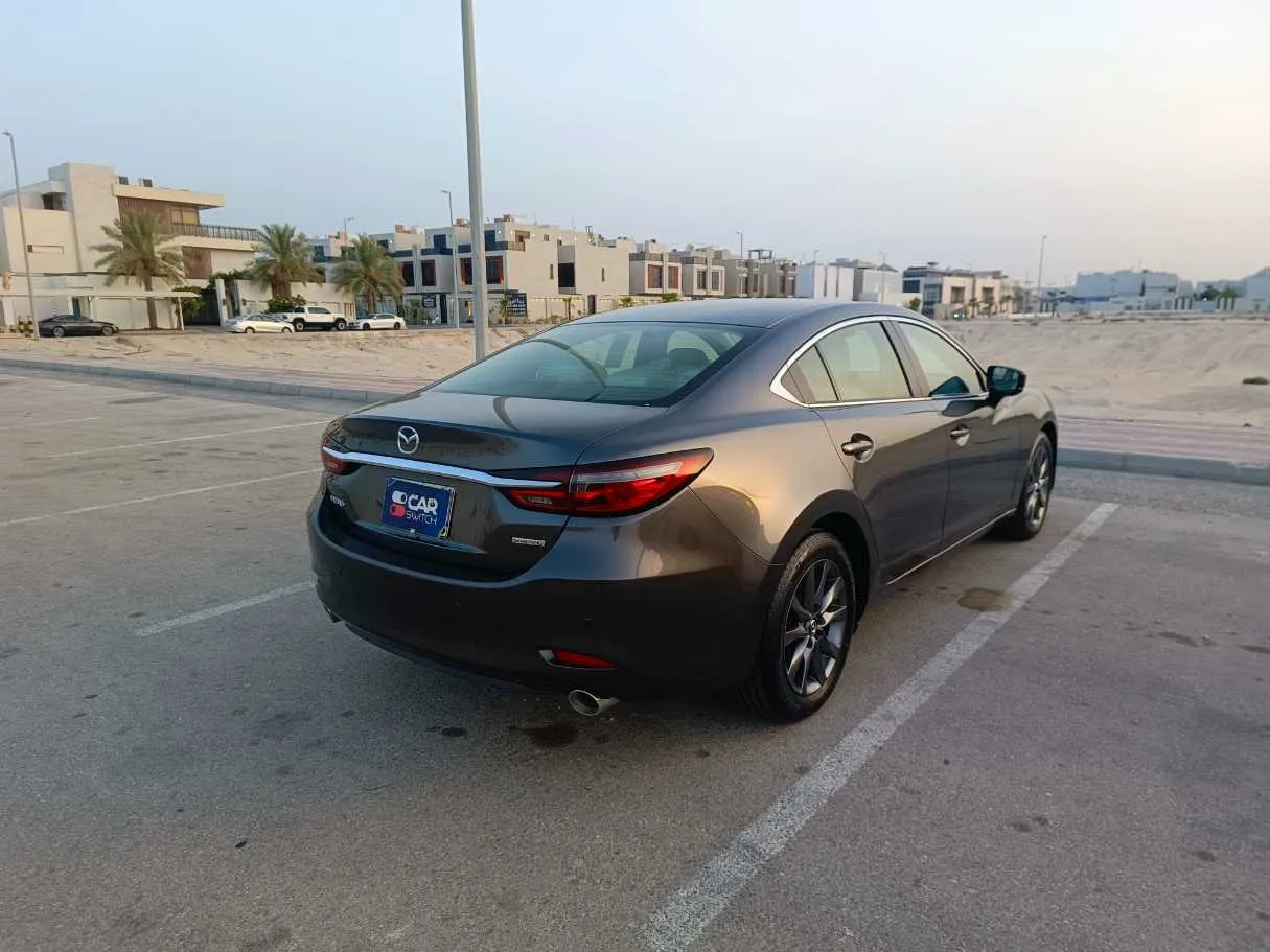 Car image 6