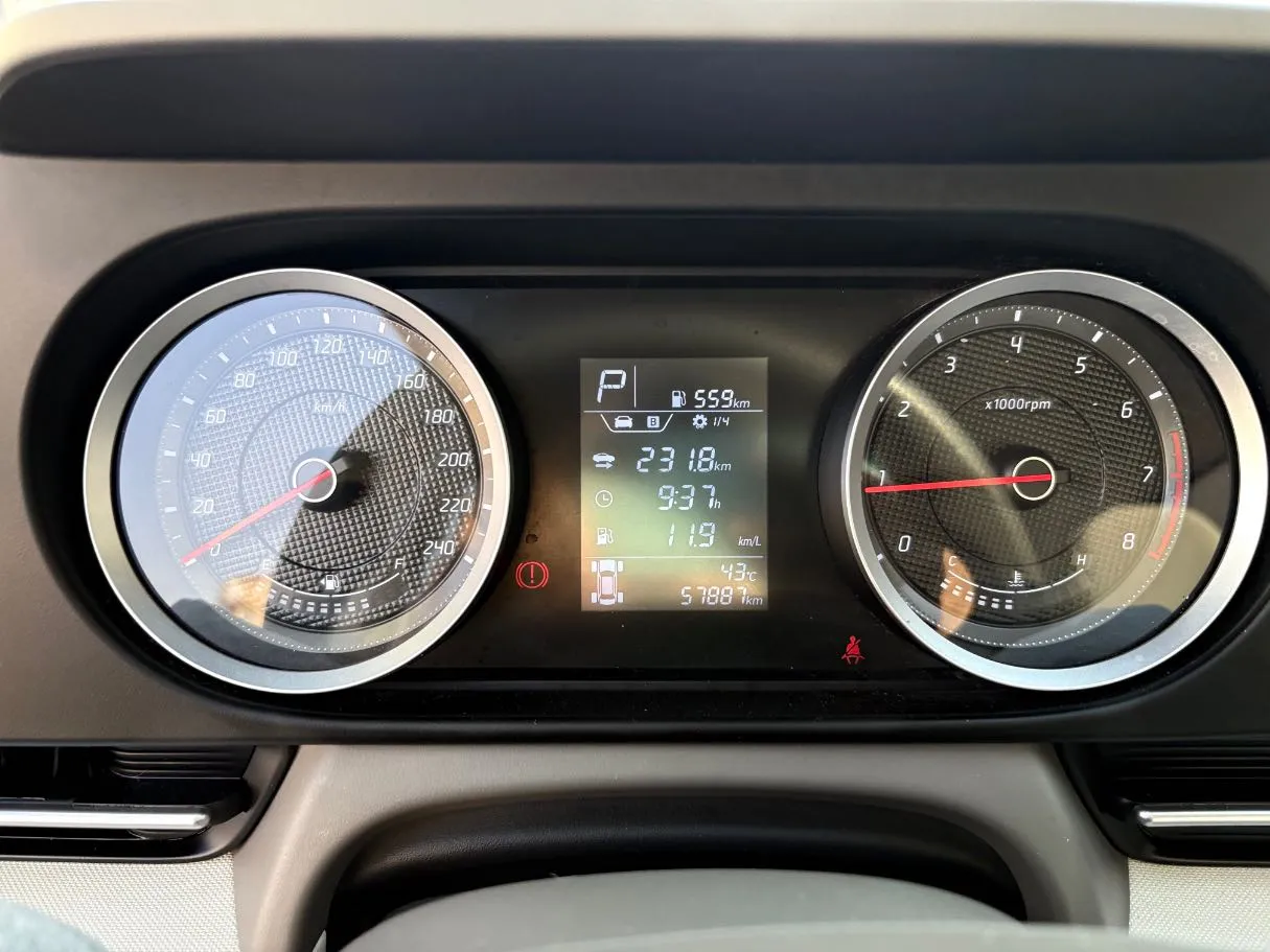 Car image 22