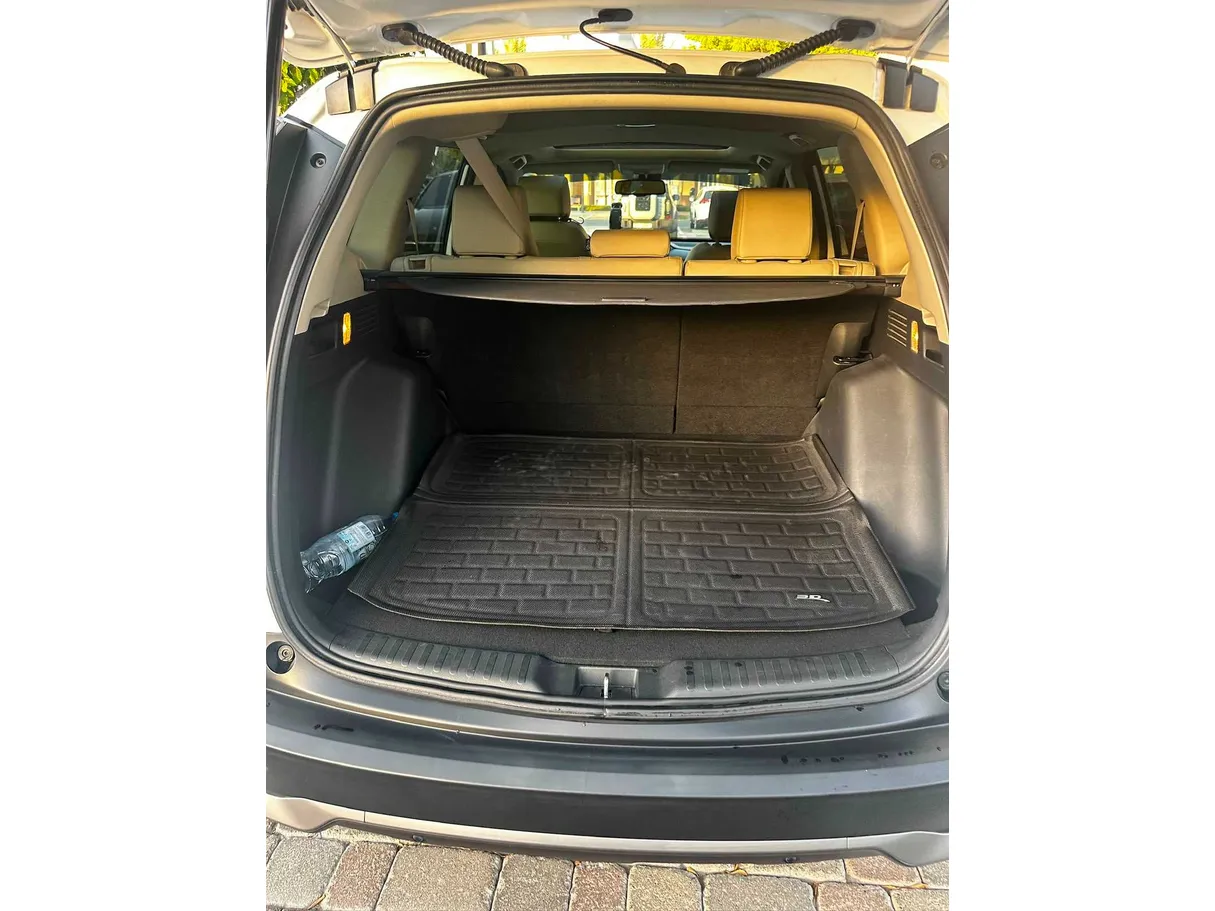 Car image 31