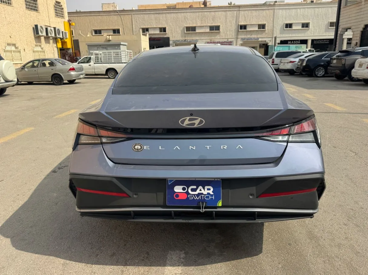 Car image 6