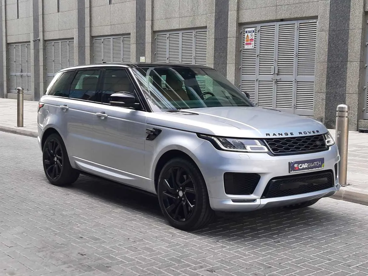 Car image 3