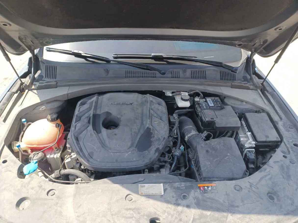 Car image 22