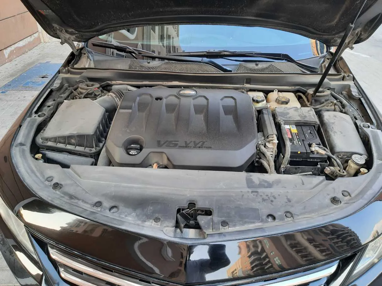 Car image 20