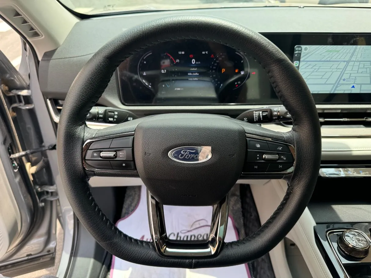 Car image 20