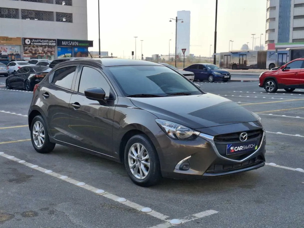 Car image 3