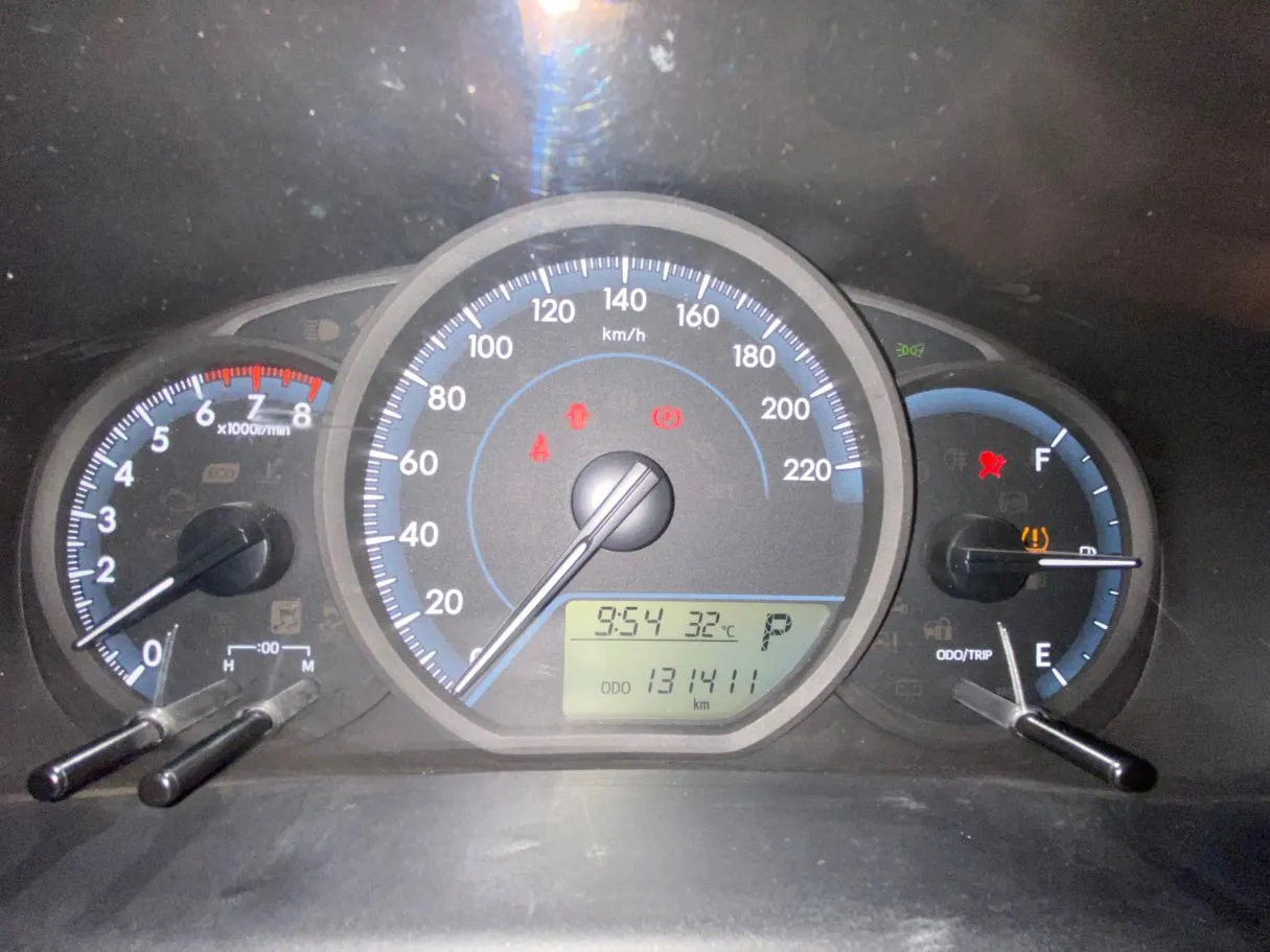 Car image 15