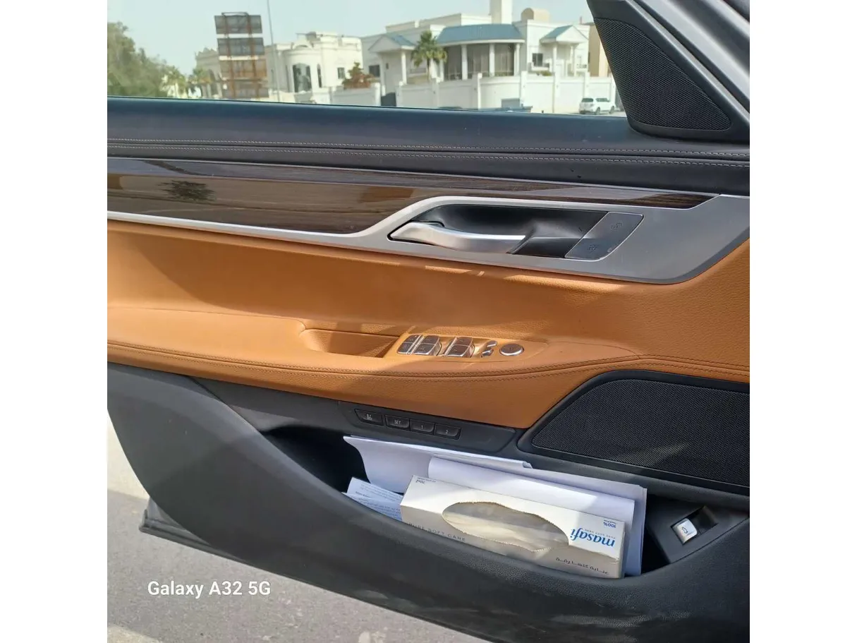 Car image 31