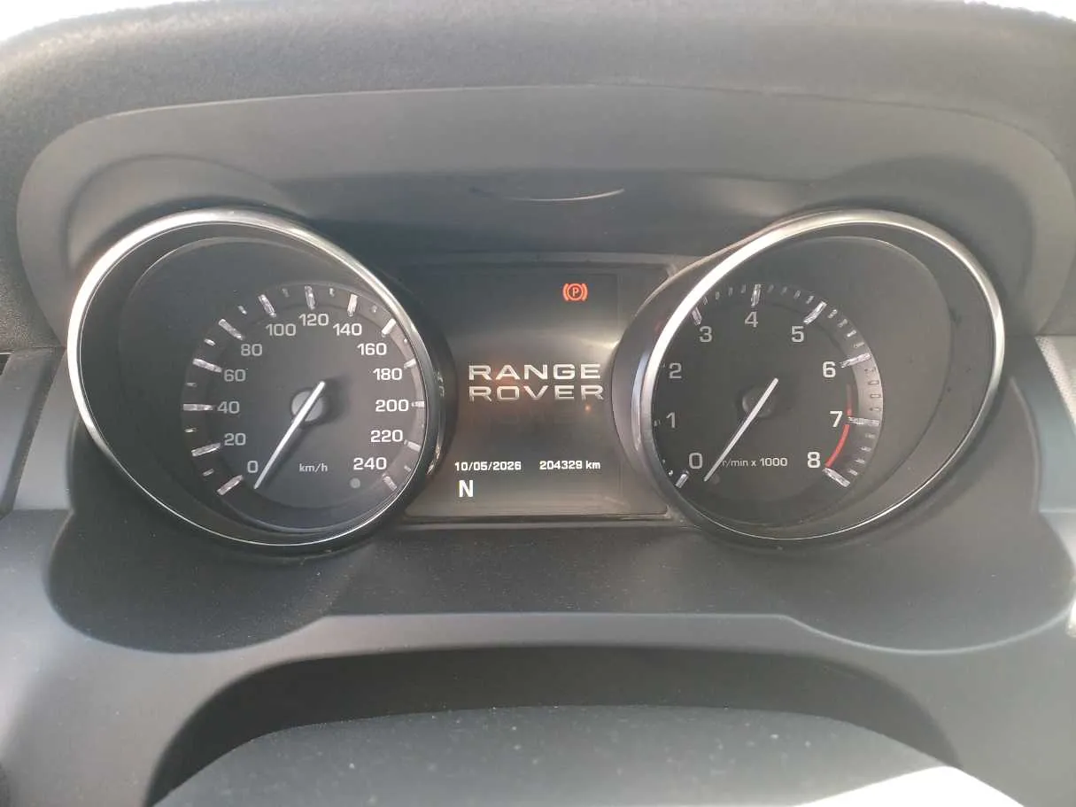 Car image 20