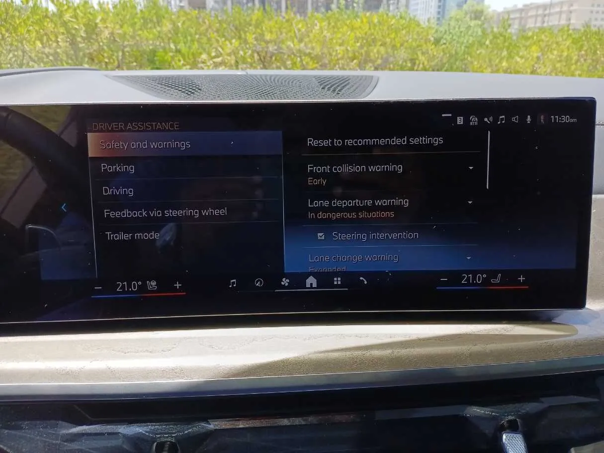 Car image 23