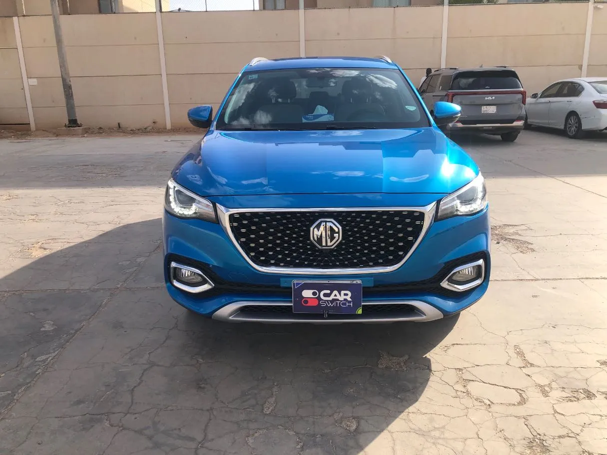 Car image 2