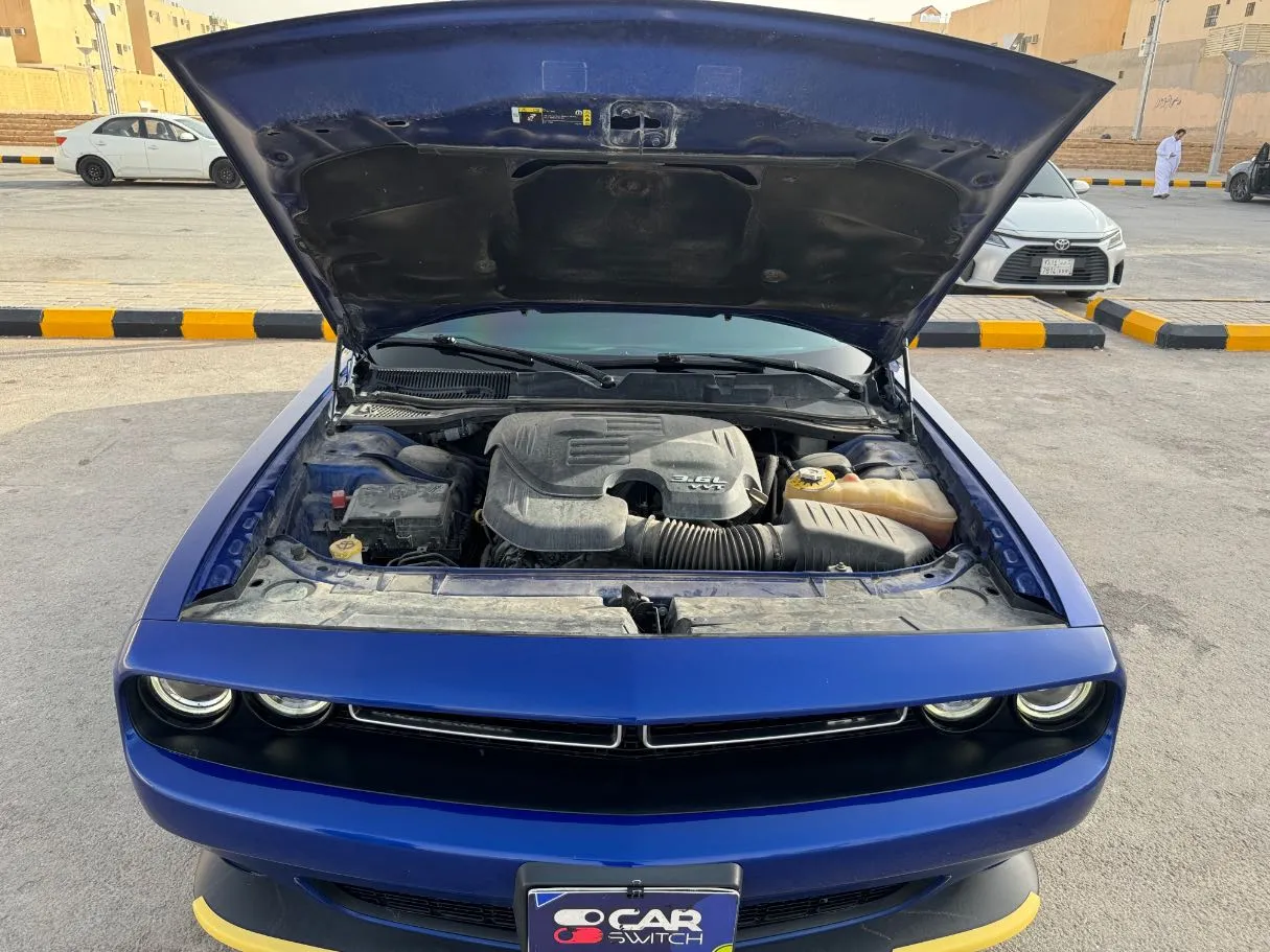 Car image 27