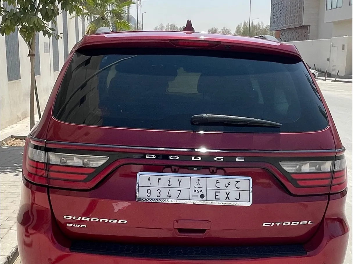 Car image 8