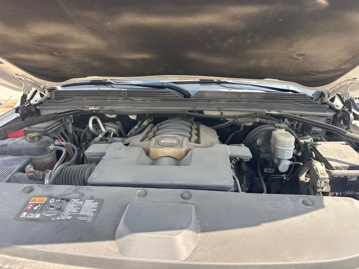 Car image 26