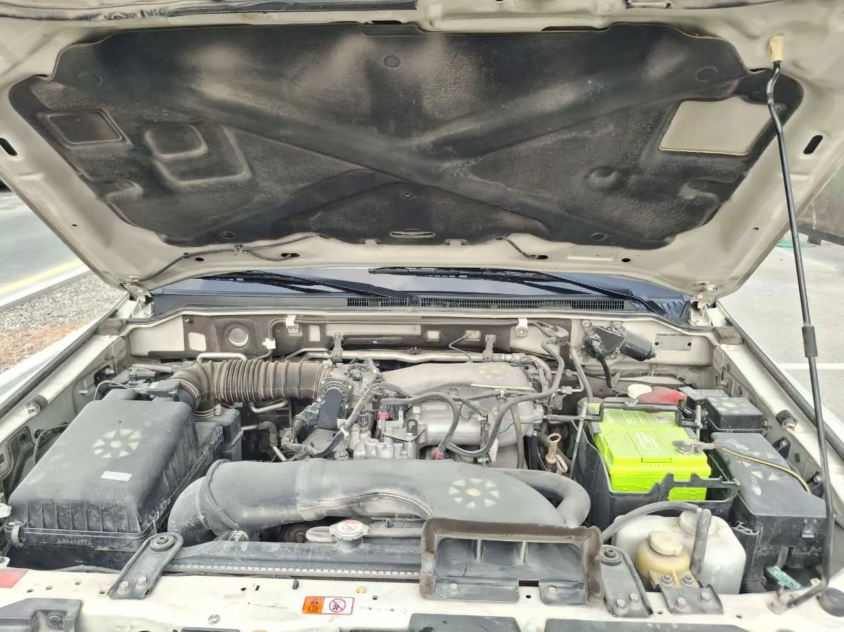 Car image 20