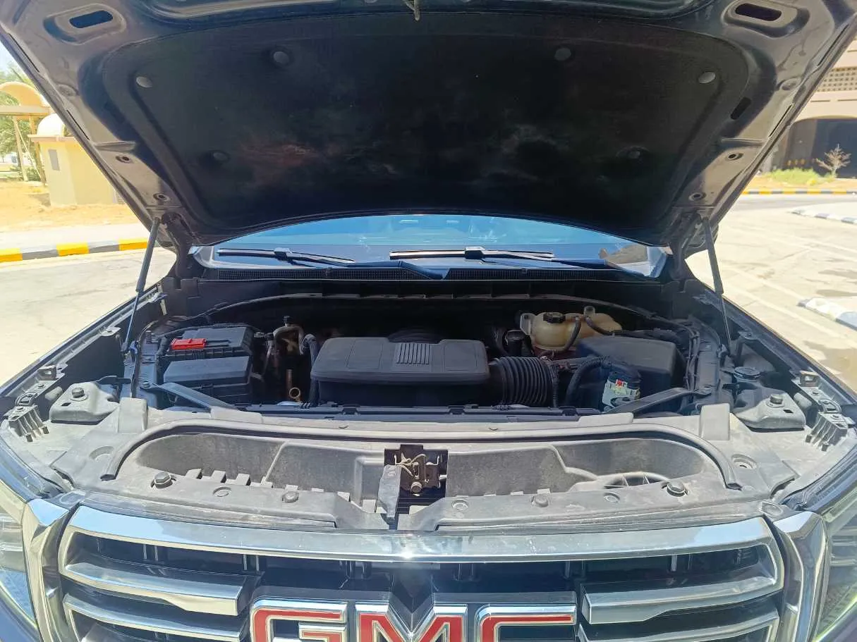 Car image 35