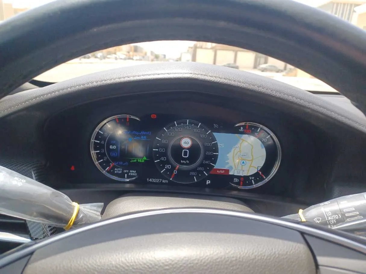 Car image 17