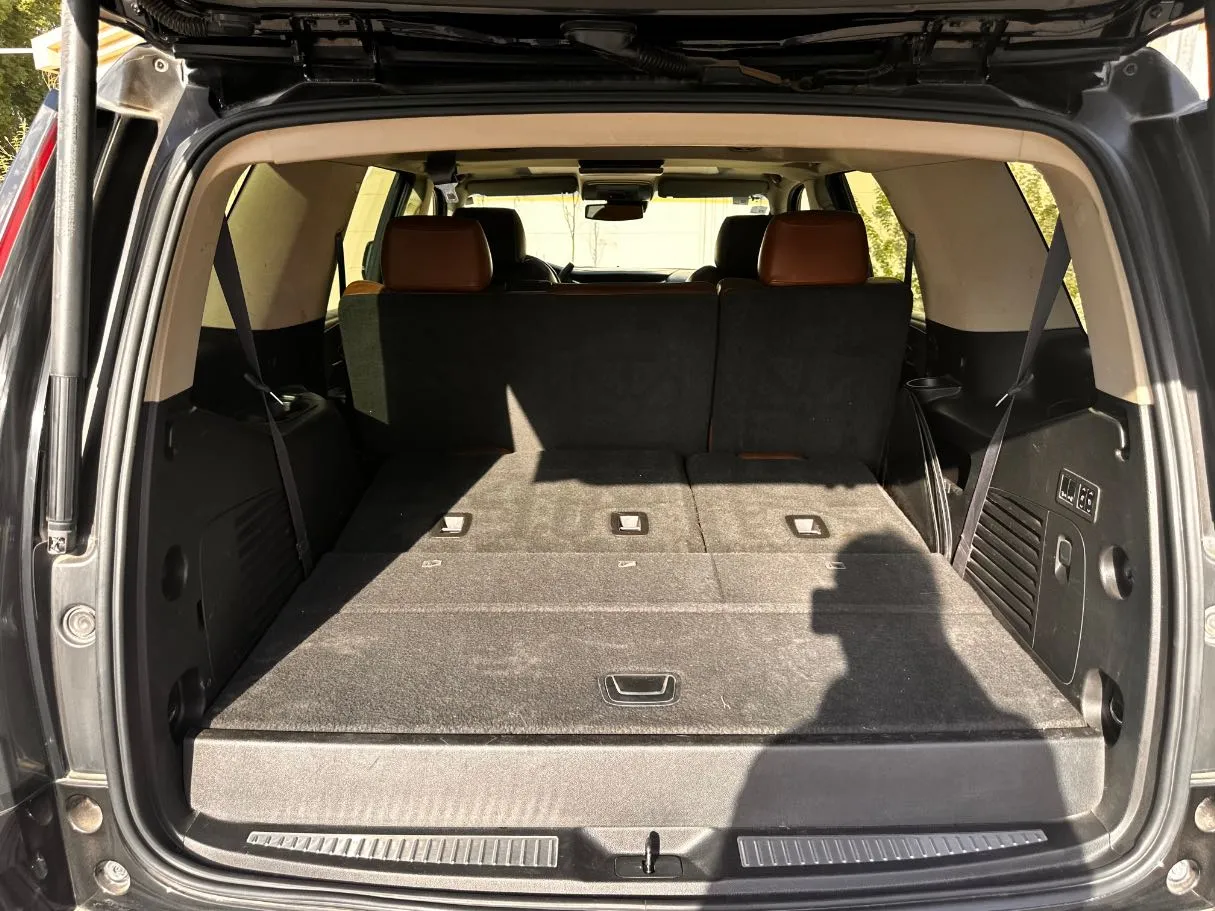 Car image 23