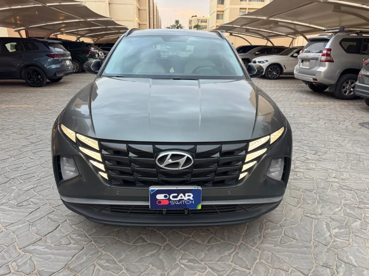 Car image 2