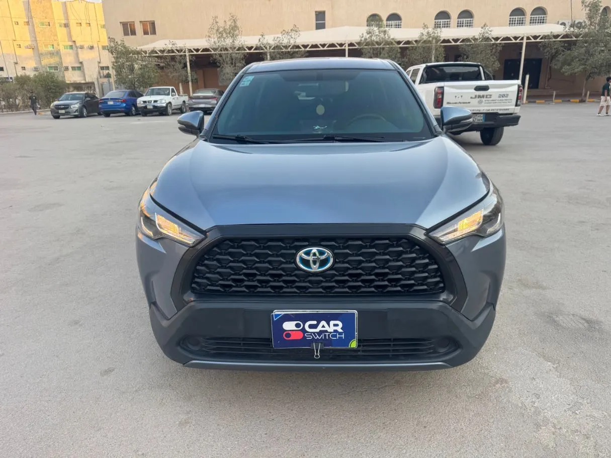 Car image 2