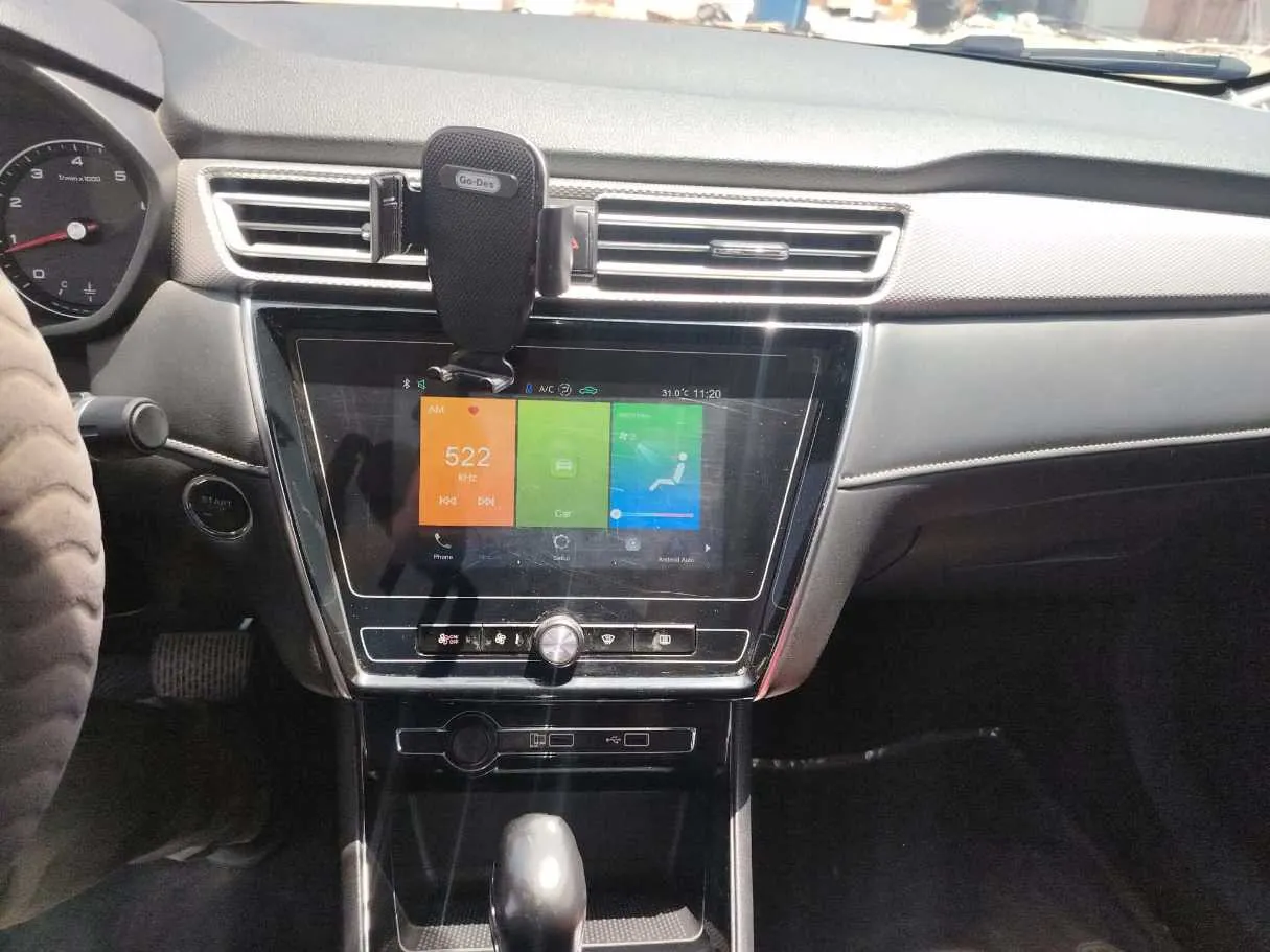 Car image 23