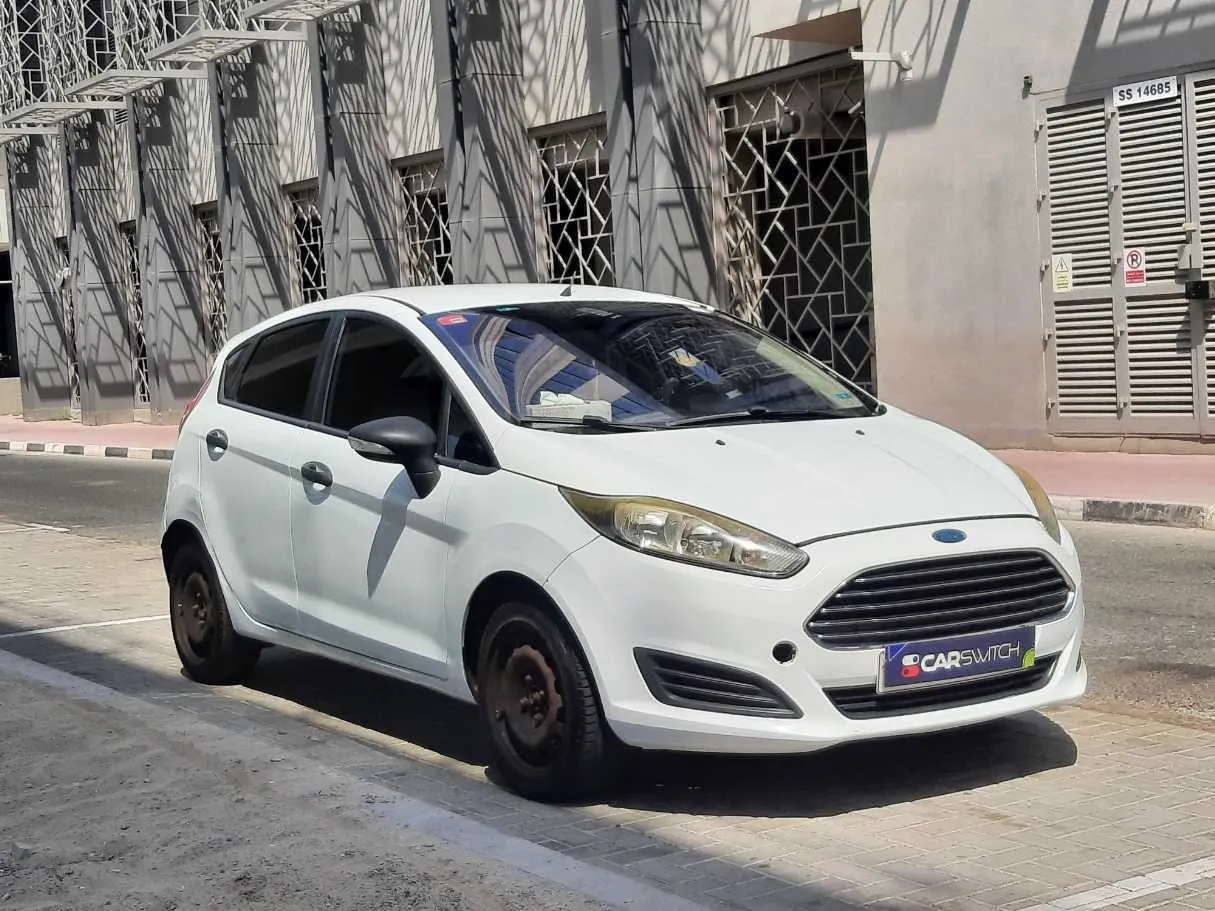 Car image 3