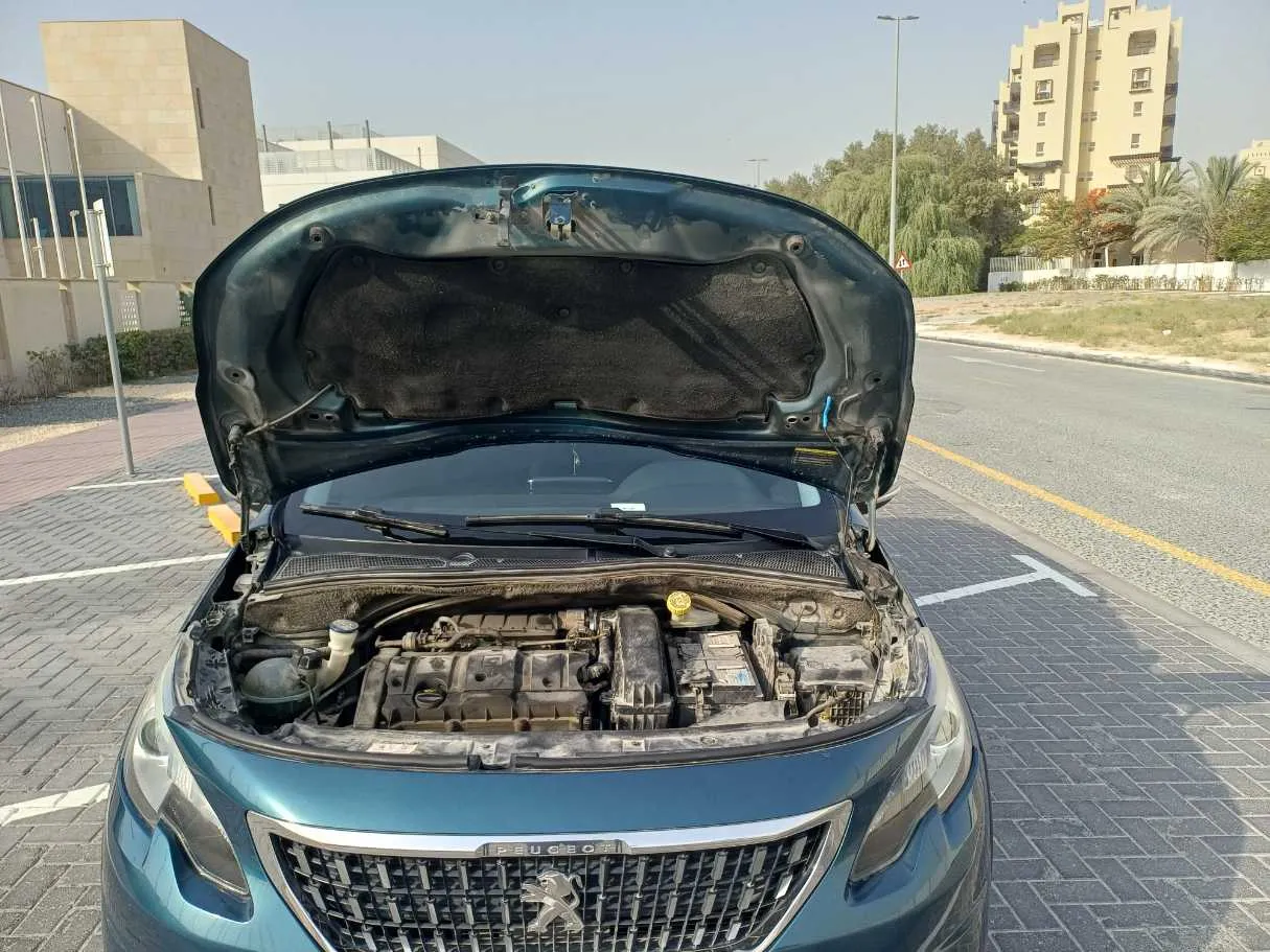 Car image 21