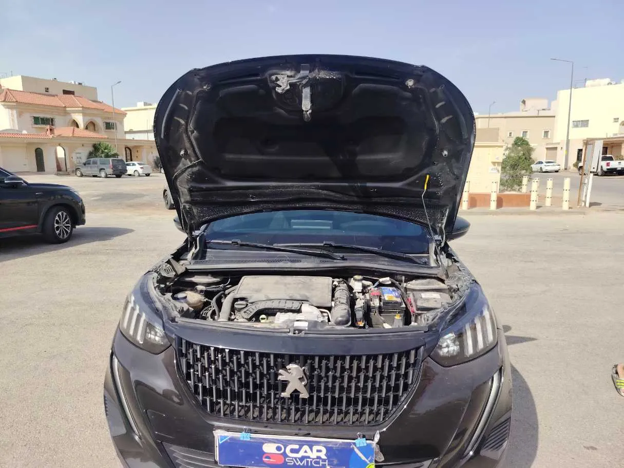 Car image 35