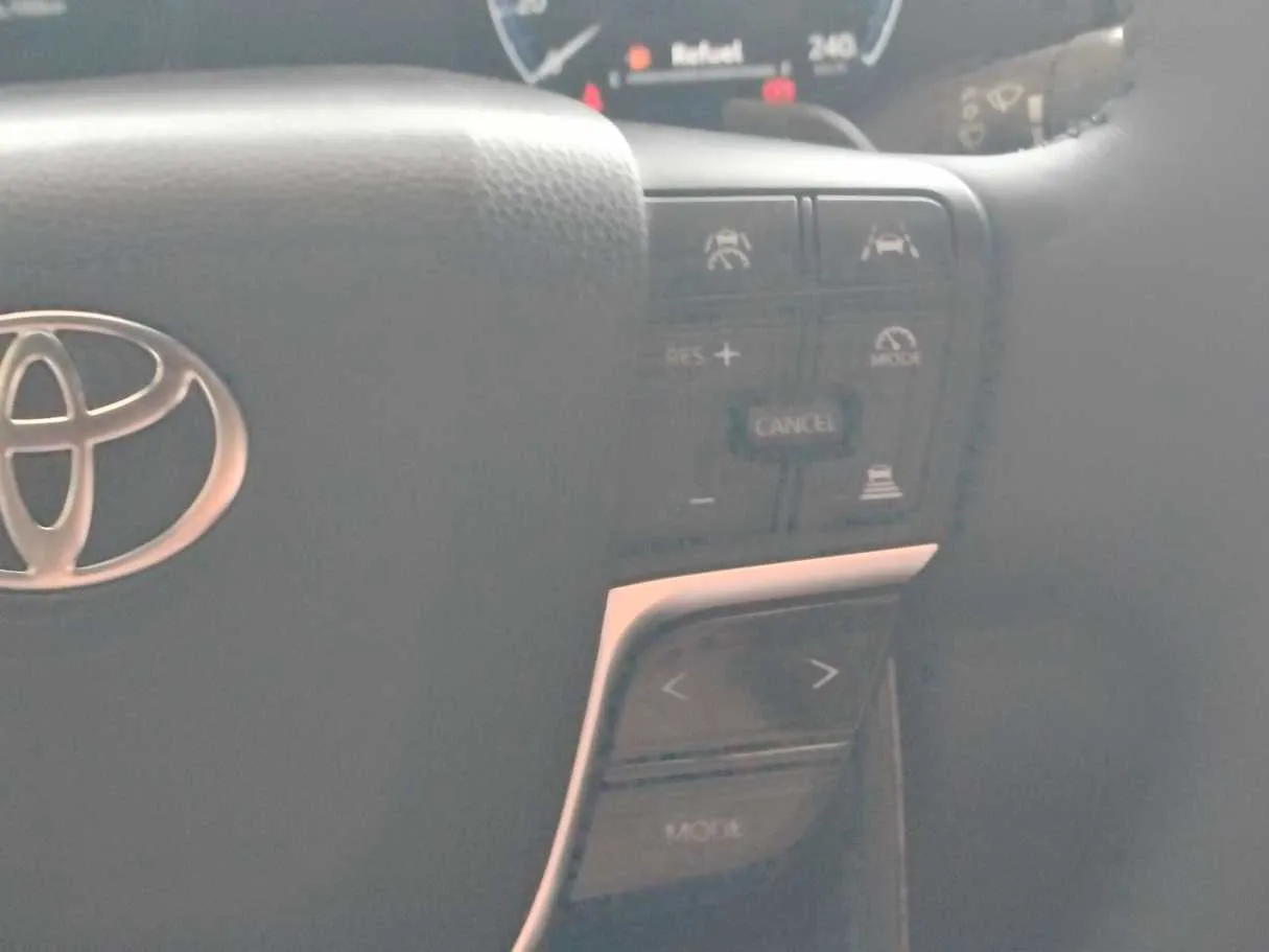 Car image 31