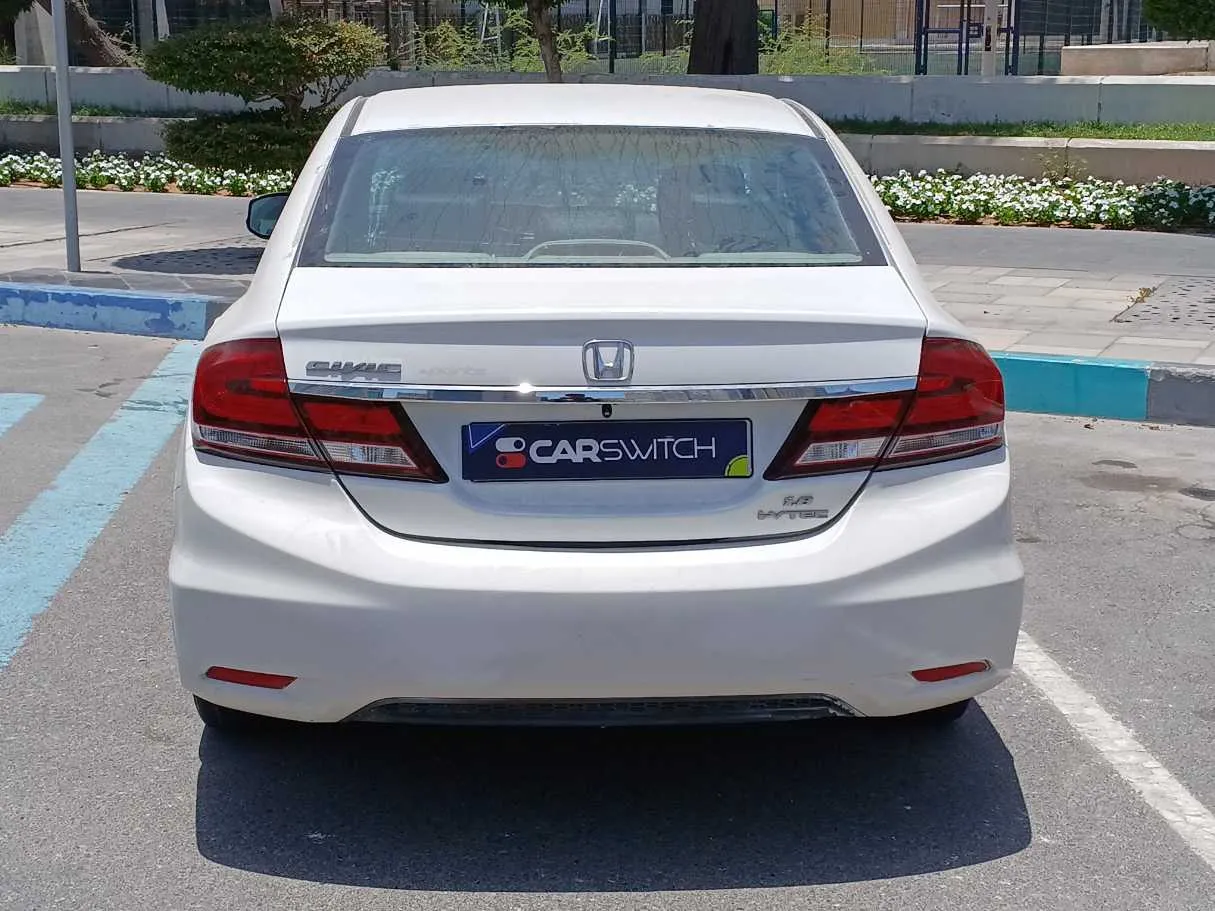 Car image 6