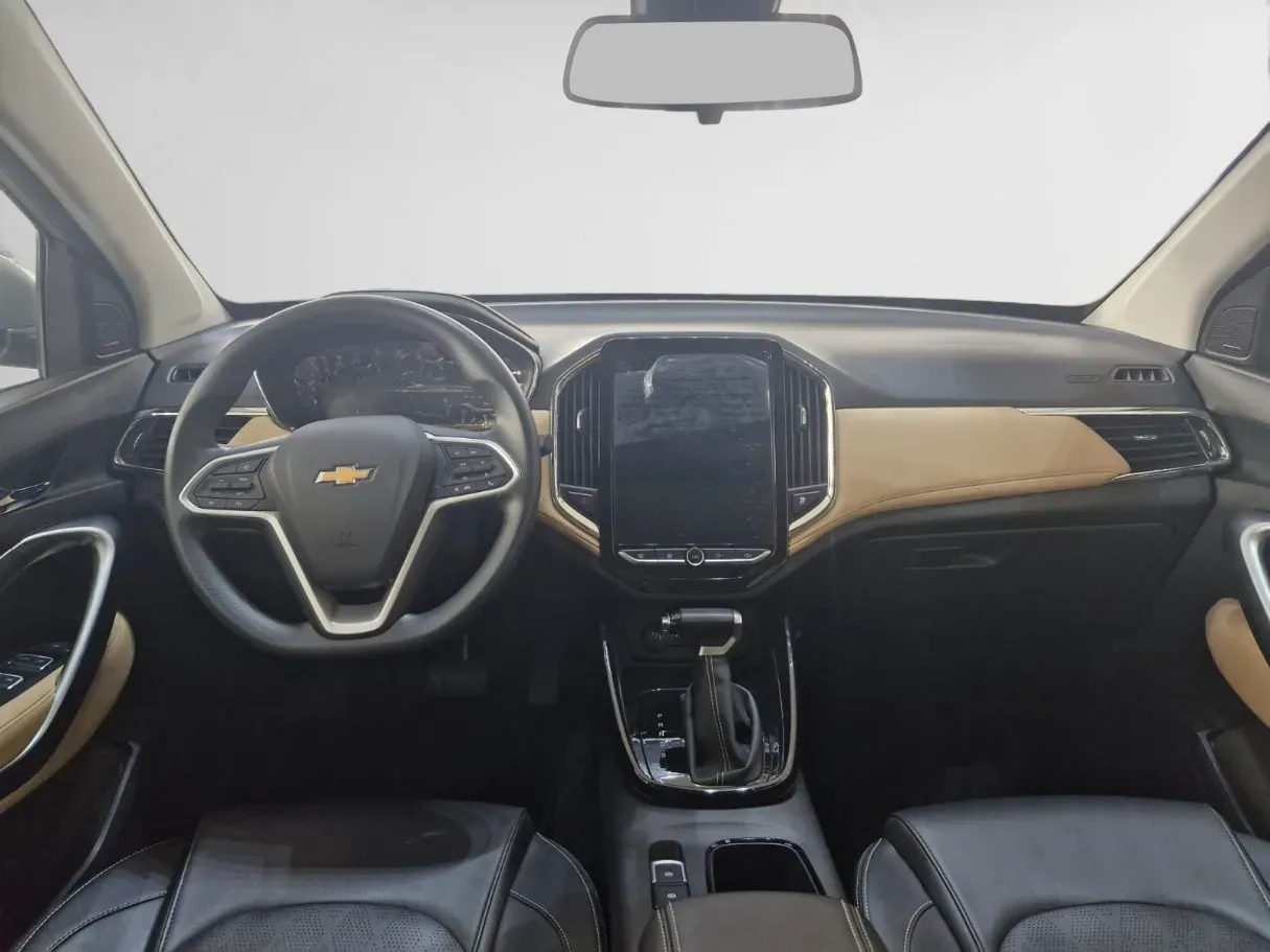 Car image 8