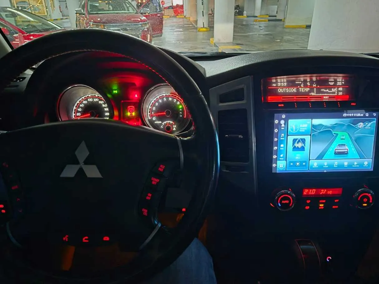 Car image 20
