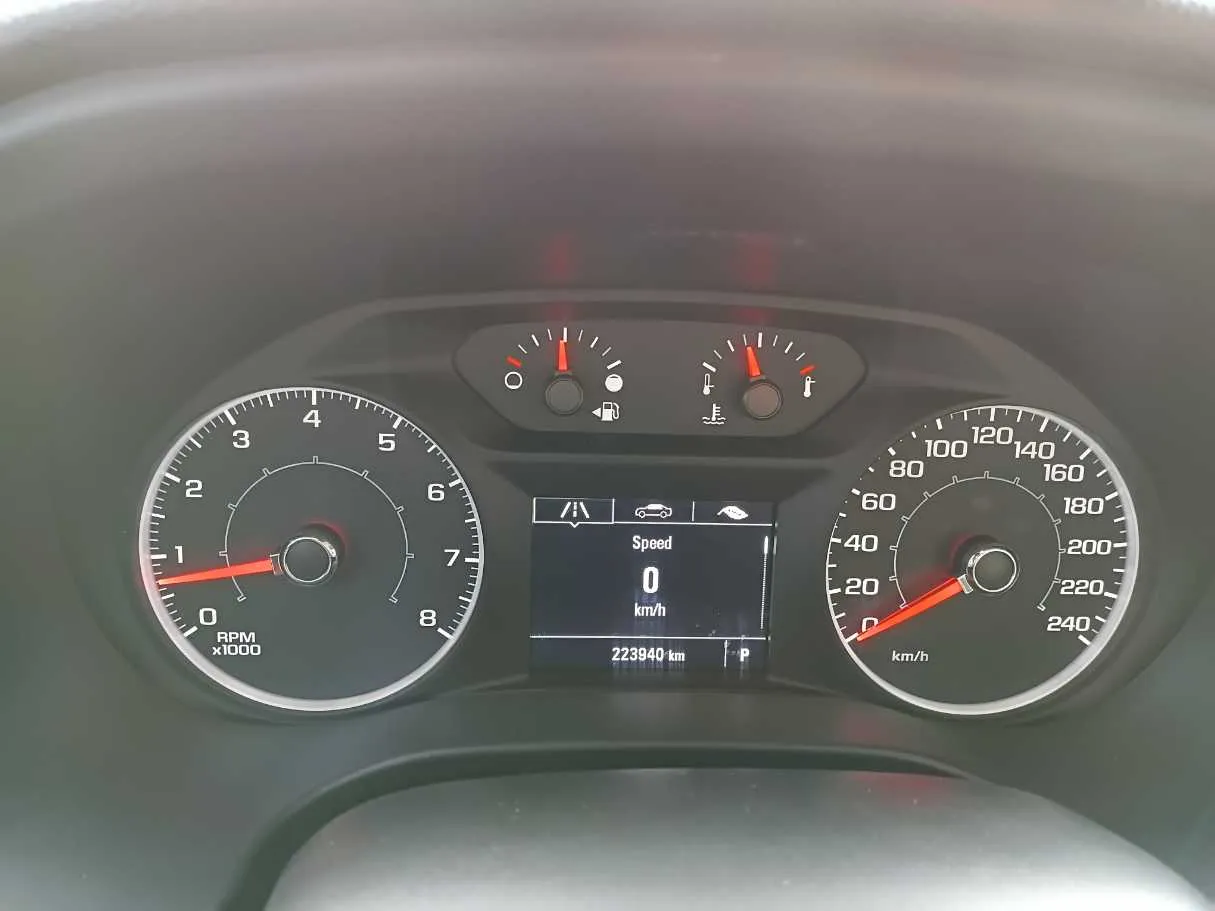 Car image 18