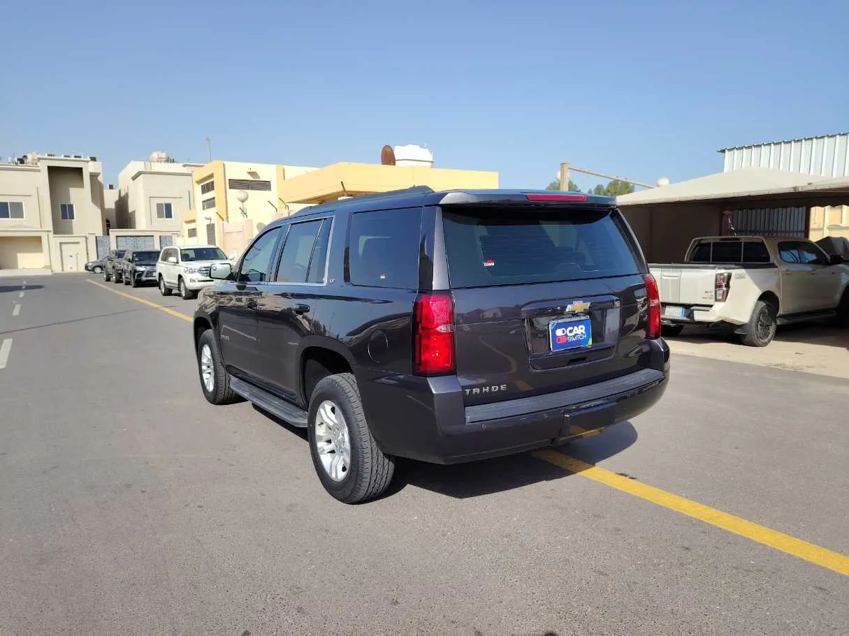Car image 7