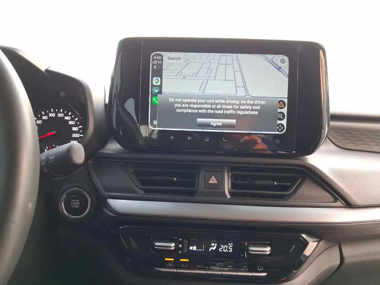 Car image 16