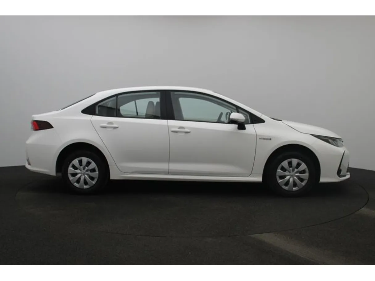 Car image 13