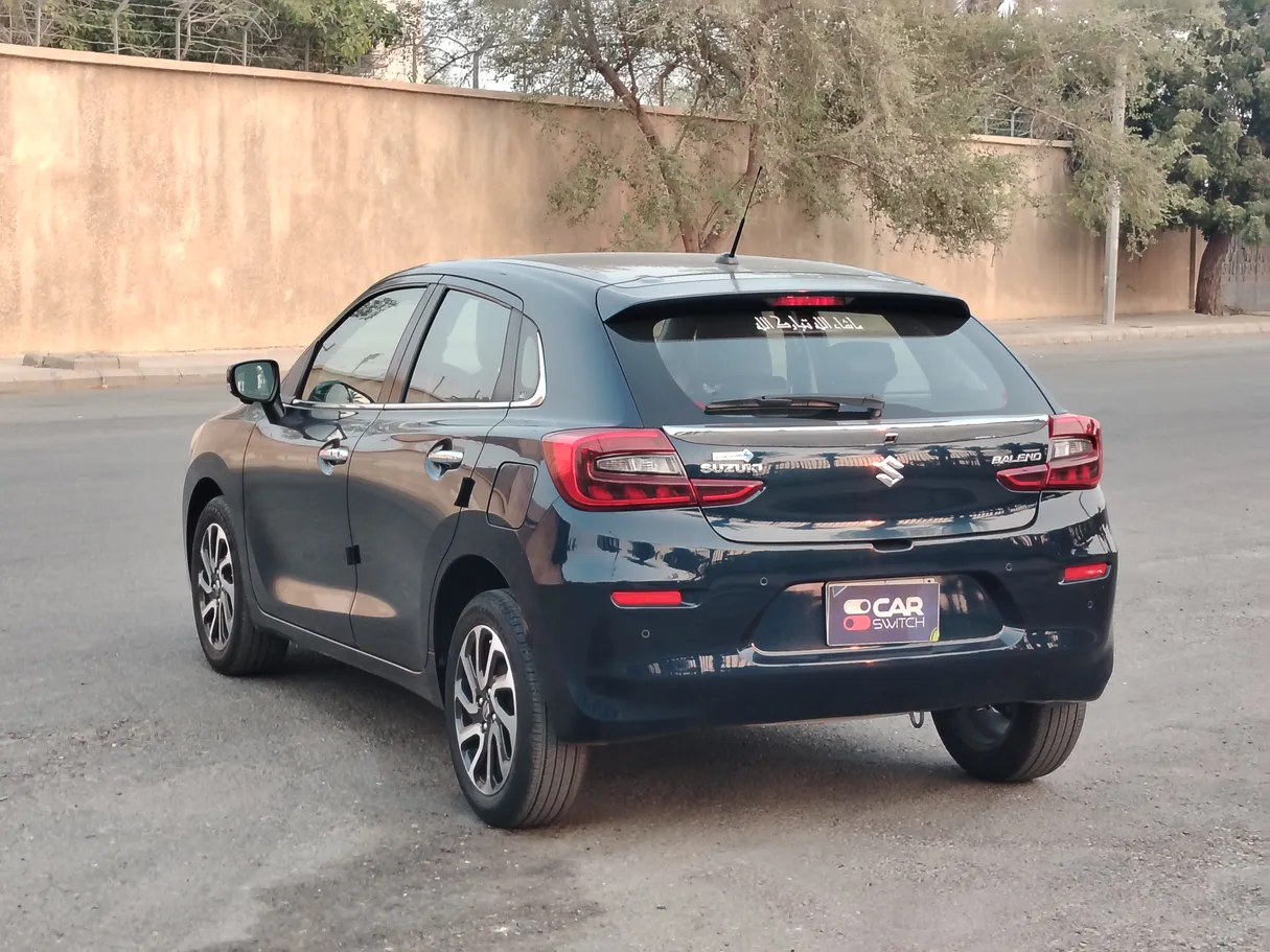 Car image 7