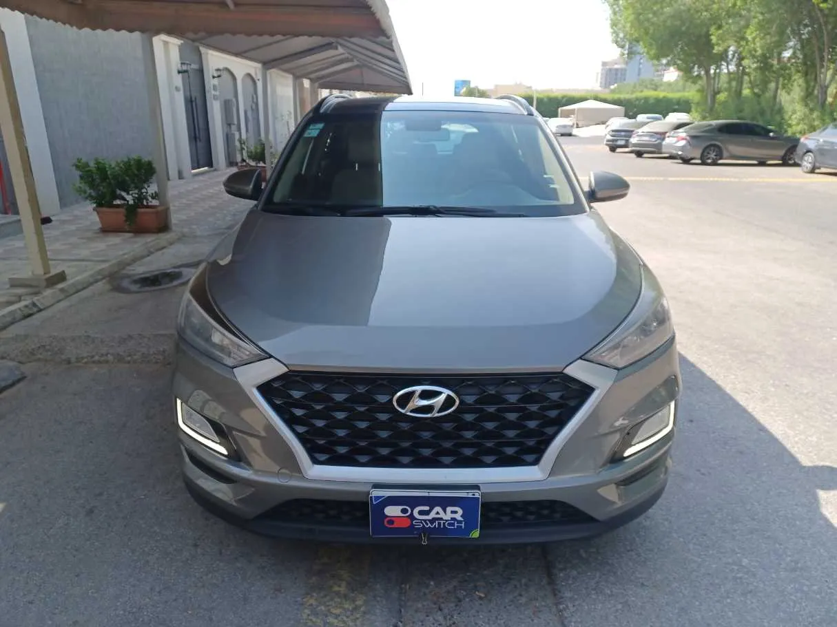 Car image 3