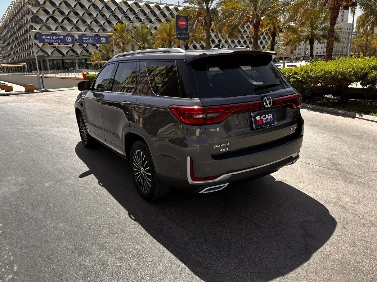 Car image 7