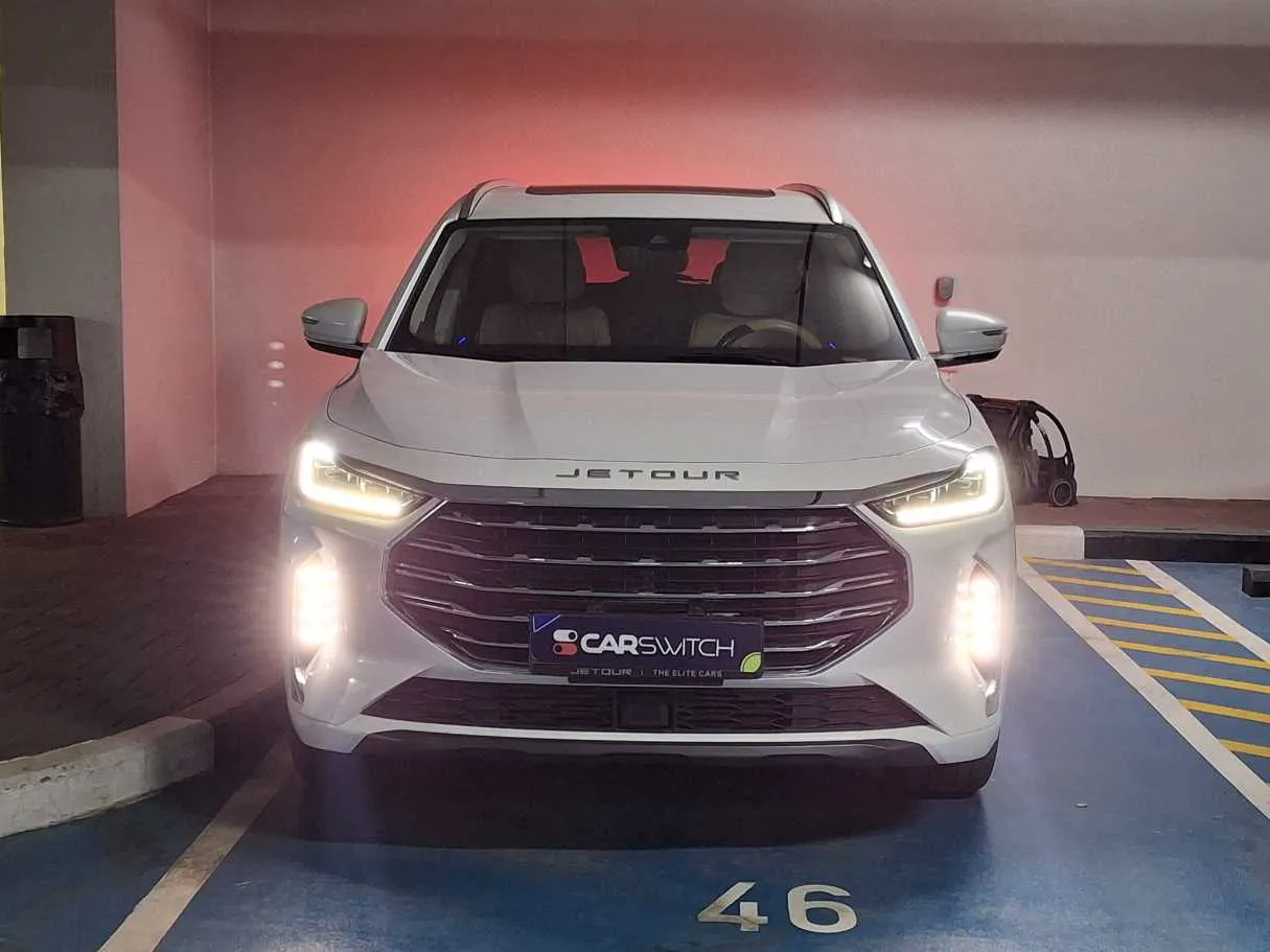 Car image 2