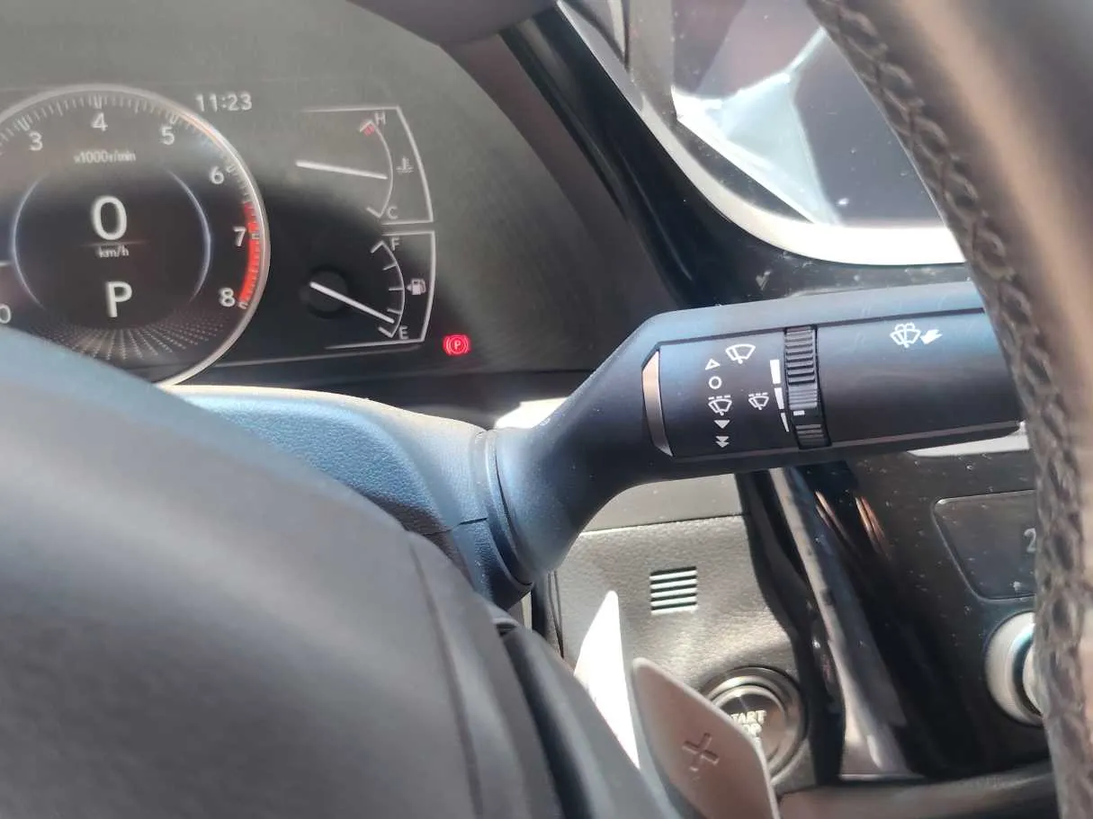 Car image 35