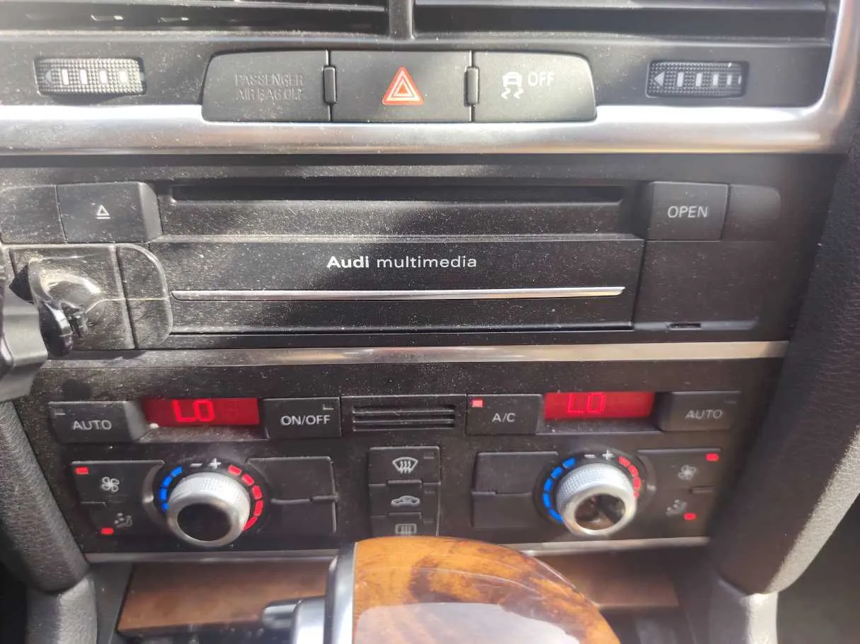 Car image 20