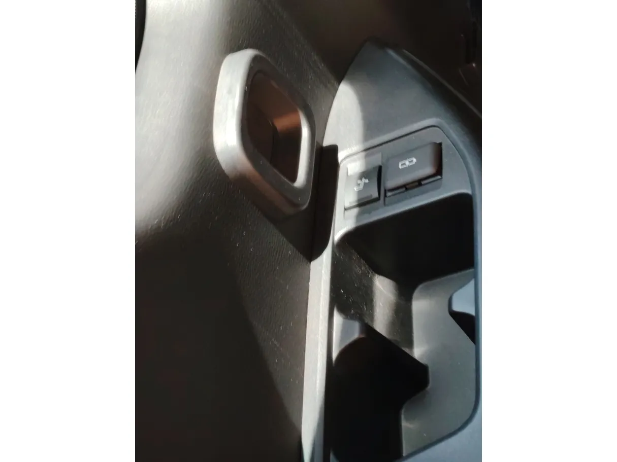 Car image 45