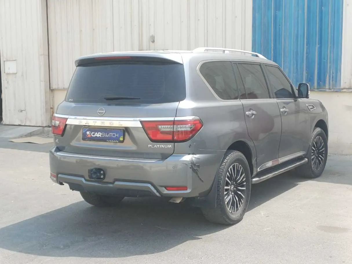 Car image 7