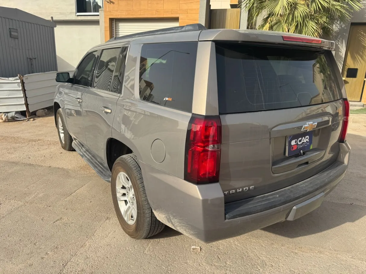 Car image 7