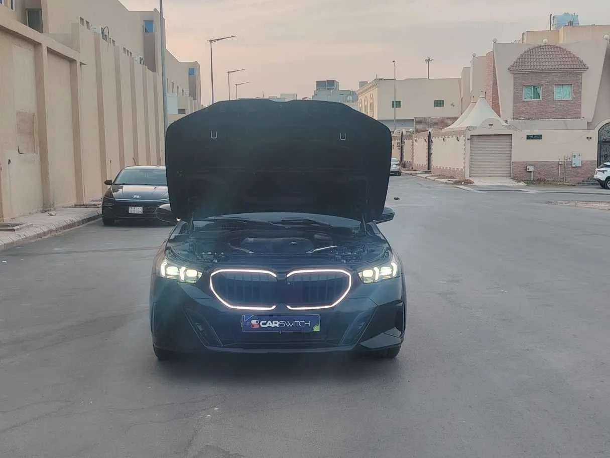 Car image 31